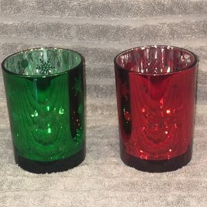 Red And Green Snowflake Christmas Candle Holders. Set of 2 New In Original Box
